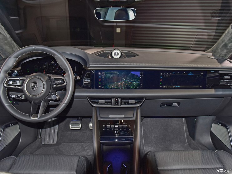 保时捷 Macan新能源 2024款 Macan Turbo 保时捷 Macan新能源 2024款 Macan Turbo