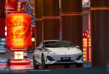 深蓝SL03王者荣耀李白联名车衣官图发布-南方汽车网