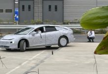 纯电中大型车 小鹏全新轿车路试谍照-南方汽车网