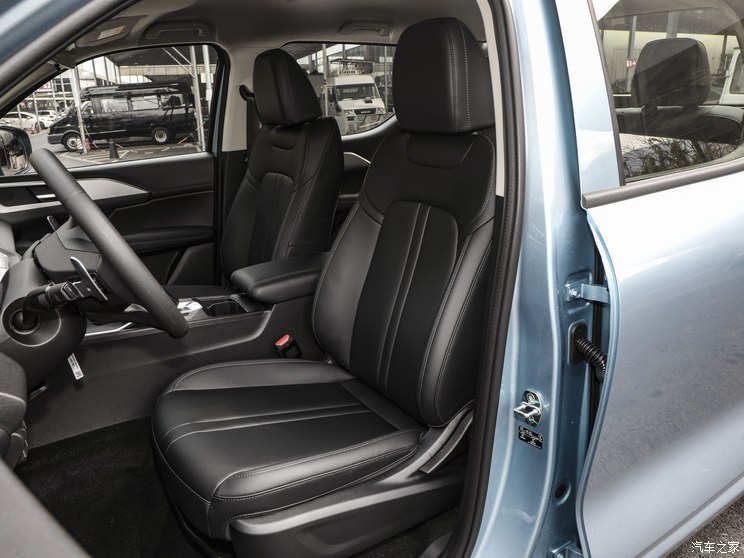 长城汽车 金刚炮 2024款 2.0T自动8AT柴油两驱精英型平箱 长城汽车 金刚炮 2024款 2.0T自动8AT柴油两驱精英型平箱