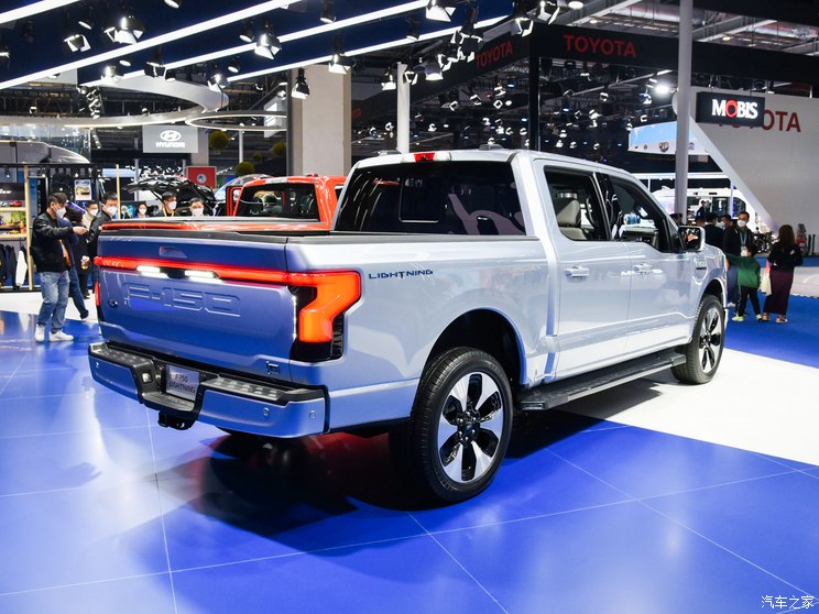 福特(进口) 福特F-150新能源 2021款 Lightning Platinum SuperCrew 福特(进口) 福特F-150新能源 2021款 Lightning Platinum SuperCrew