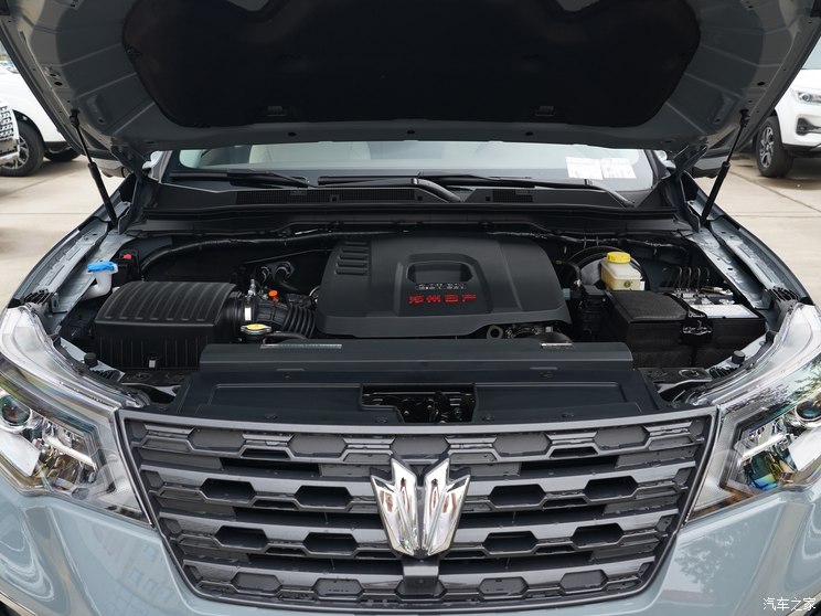 郑州日产 帕拉丁 2023款 2.0T 四驱智享版 郑州日产 帕拉丁 2023款 2.0T 四驱智享版