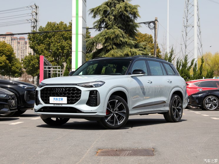 上汽奥迪 奥迪Q6 2024款 45 TFSI quattro RS 套件竞速版 7座 上汽奥迪 奥迪Q6 2024款 45 TFSI quattro RS 套件竞速版 7座