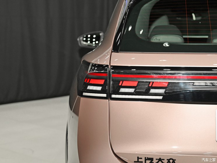 上汽大众 途观L 2024款 380TSI PRO 自动四驱高配 上汽大众 途观L 2024款 380TSI PRO 自动四驱高配