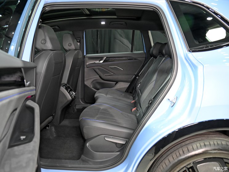 上汽大众 途观L 2024款 380TSI PRO 自动四驱高配 上汽大众 途观L 2024款 380TSI PRO 自动四驱高配