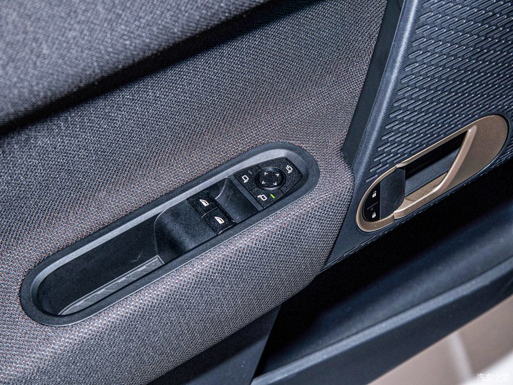 光束汽车 MINI新能源 2024款 COOPER S 光束汽车 MINI新能源 2024款 COOPER S