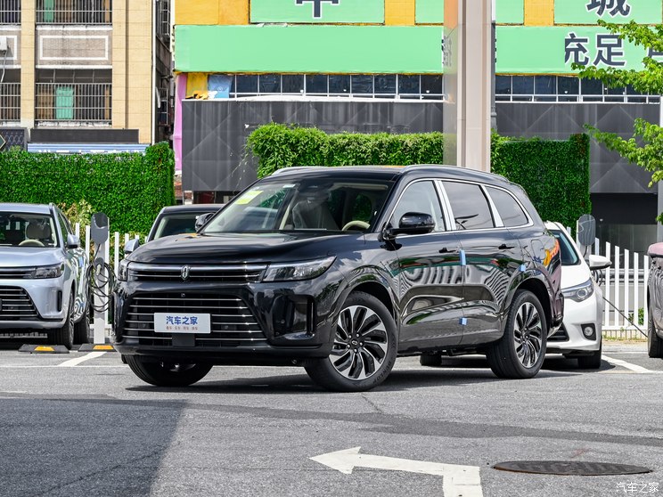 AITO 问界 问界M7 2024款 1.5T 后驱Plus版 5座 AITO 问界 问界M7 2024款 1.5T 后驱Plus版 5座