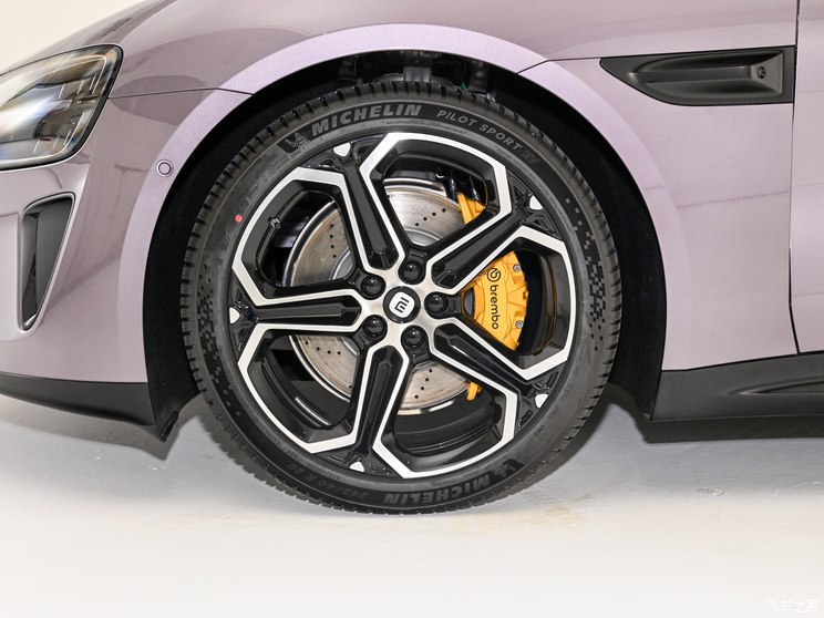 小米汽车 小米SU7 2024款 800km 四驱超长续航高阶智驾Max版 小米汽车 小米SU7 2024款 800km 四驱超长续航高阶智驾Max版