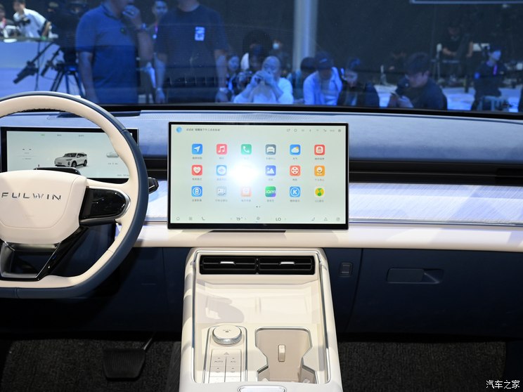 奇瑞汽车 风云T9 2024款 120 长续航版旗舰型 7座 奇瑞汽车 风云T9 2024款 120 长续航版旗舰型 7座