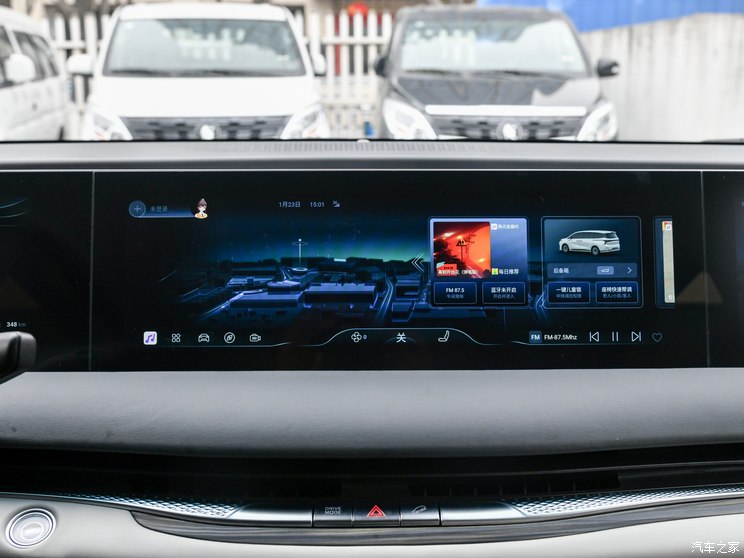 东风风行 星海V9 2023款 PHEV 200km 尊享型 东风风行 星海V9 2023款 PHEV 200km 尊享型