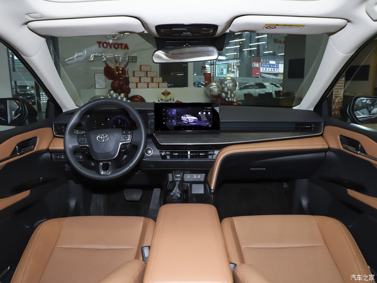 广汽丰田 凯美瑞 2024款 2.0GVP 豪华版 广汽丰田 凯美瑞 2024款 2.0GVP 豪华版