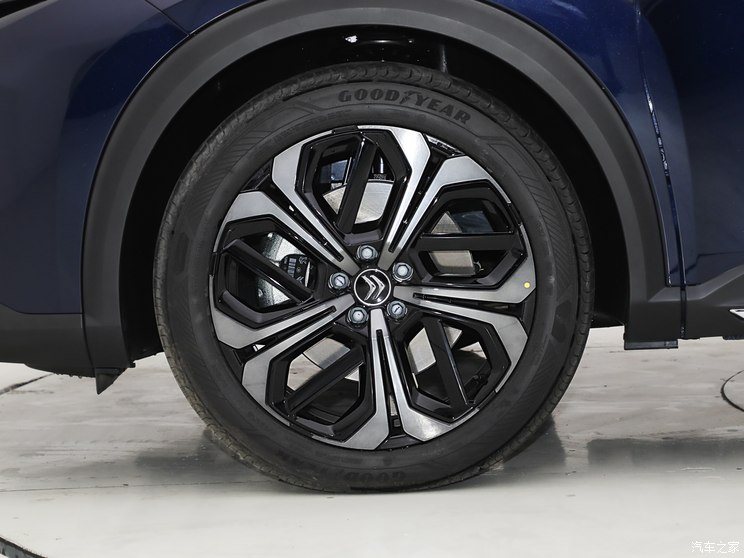 东风雪铁龙 凡尔赛C5 X 2024款 1.6T 旅不凡 东风雪铁龙 凡尔赛C5 X 2024款 1.6T 旅不凡