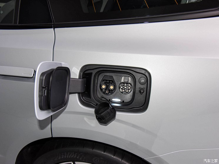 沃尔沃亚太 沃尔沃EX90 2023款 基本型 沃尔沃亚太 沃尔沃EX90 2023款 基本型