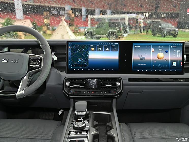 北京越野 北京BJ40 2024款 2.0T 全新刀锋英雄版 攀登者 北京越野 北京BJ40 2024款 2.0T 全新刀锋英雄版 攀登者