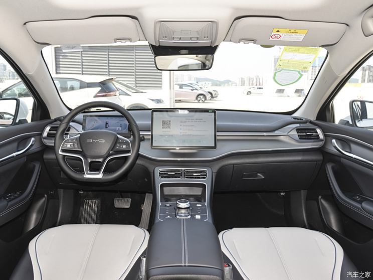 比亚迪 驱逐舰05 2024款 荣耀版 DM-i 120KM 旗舰型 比亚迪 驱逐舰05 2024款 荣耀版 DM-i 120KM 旗舰型