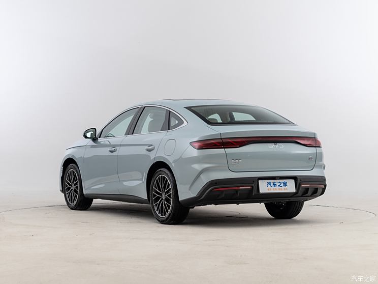 比亚迪 秦L 2024款 DM-i 120KM卓越型 比亚迪 秦L 2024款 DM-i 120KM卓越型