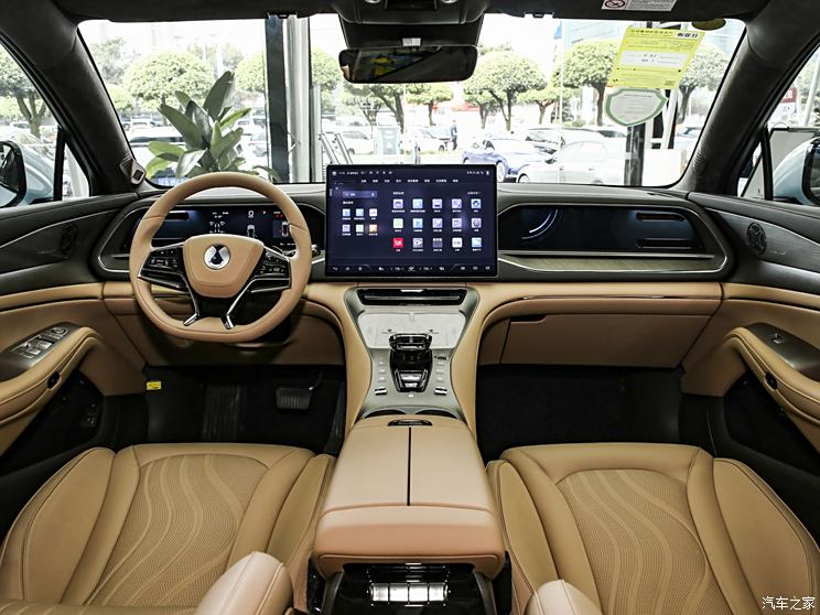 腾势汽车 腾势N7 2024款 702 智驾Pro版 腾势汽车 腾势N7 2024款 702 智驾Pro版