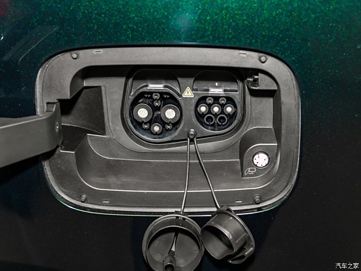 LEVC L380 2024款 基本型 6座 LEVC L380 2024款 基本型 6座