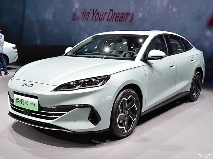 比亚迪 海豹06 2024款 160kW 比亚迪 海豹06 2024款 160kW