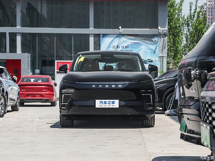 星途 星纪元 ET 2024款 增程 200 Pro+ 星途 星纪元 ET 2024款 增程 200 Pro+