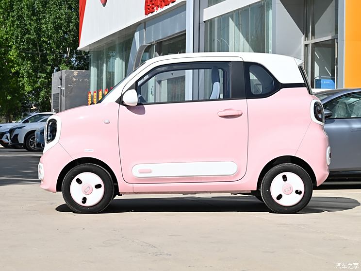 一汽奔腾 奔腾小马 2024款 170km 元气马 一汽奔腾 奔腾小马 2024款 170km 元气马