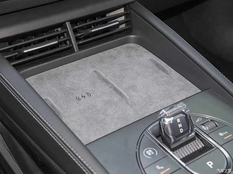 比亚迪 海豹06 2024款 160kW 比亚迪 海豹06 2024款 160kW