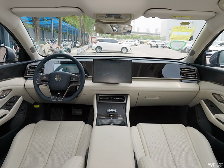 比亚迪 秦L 2024款 DM-i 120KM超越型 比亚迪 秦L 2024款 DM-i 120KM超越型