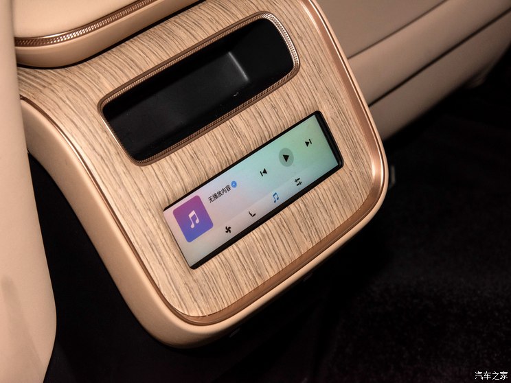 星途 星纪元 ET 2024款 纯电 655 Ultra 星途 星纪元 ET 2024款 纯电 655 Ultra