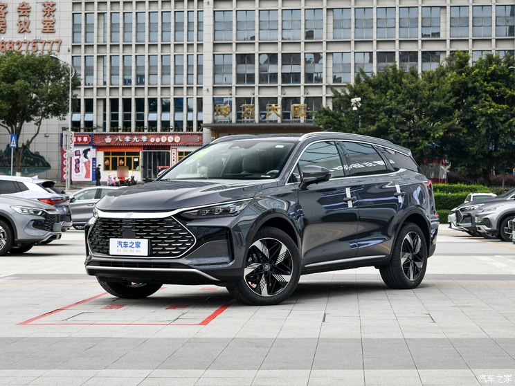 比亚迪 唐新能源 2024款 DM-i 荣耀版 112KM 尊贵型 比亚迪 唐新能源 2024款 DM-i 荣耀版 112KM 尊贵型