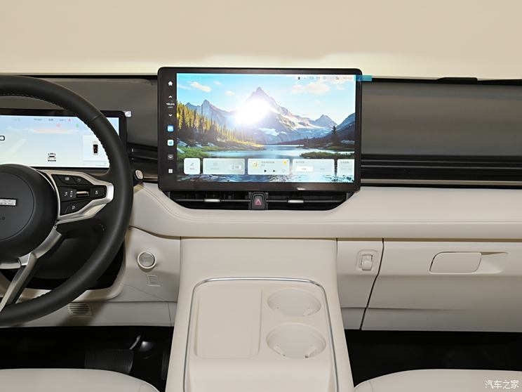 长城汽车 哈弗H6 2024款 2.0T 四驱Max 长城汽车 哈弗H6 2024款 2.0T 四驱Max