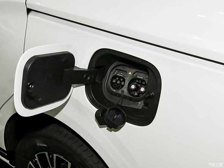 东风风行 星海V9 2024款 1.5TD 200km 中国结系列 尊享型 东风风行 星海V9 2024款 1.5TD 200km 中国结系列 尊享型