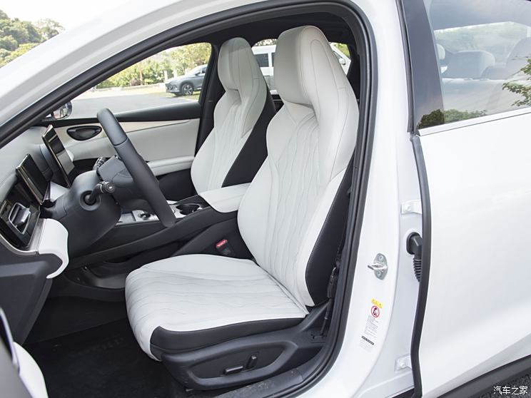 比亚迪 海豹06 2024款 160kW 比亚迪 海豹06 2024款 160kW