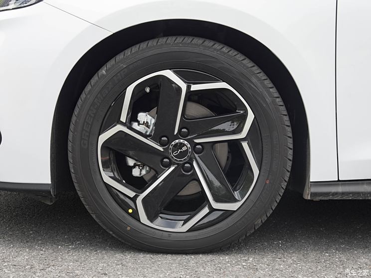 比亚迪 海豹06 2024款 160kW 比亚迪 海豹06 2024款 160kW