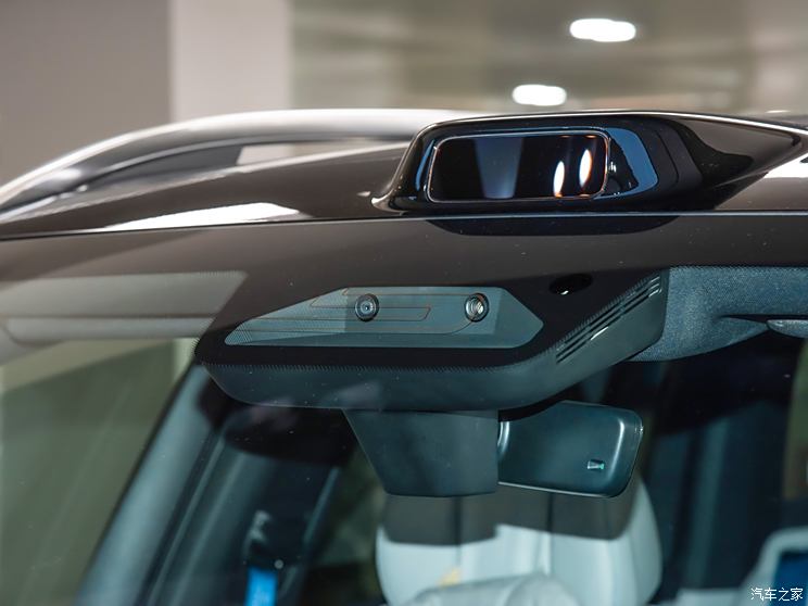 AITO 问界 问界M9 2024款 增程 Ultra版 52kWh AITO 问界 问界M9 2024款 增程 Ultra版 52kWh