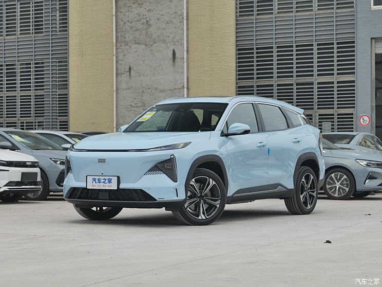 吉利汽车 银河L7 2024款 1.5T 115km PLUS 龙腾版 吉利汽车 银河L7 2024款 1.5T 115km PLUS 龙腾版