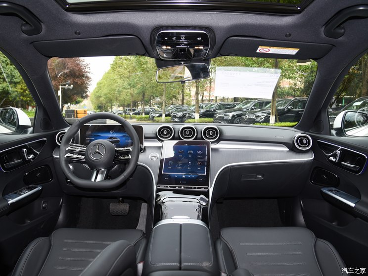 北京奔驰 奔驰C级 2024款 改款 C 200 L 运动版 北京奔驰 奔驰C级 2024款 改款 C 200 L 运动版