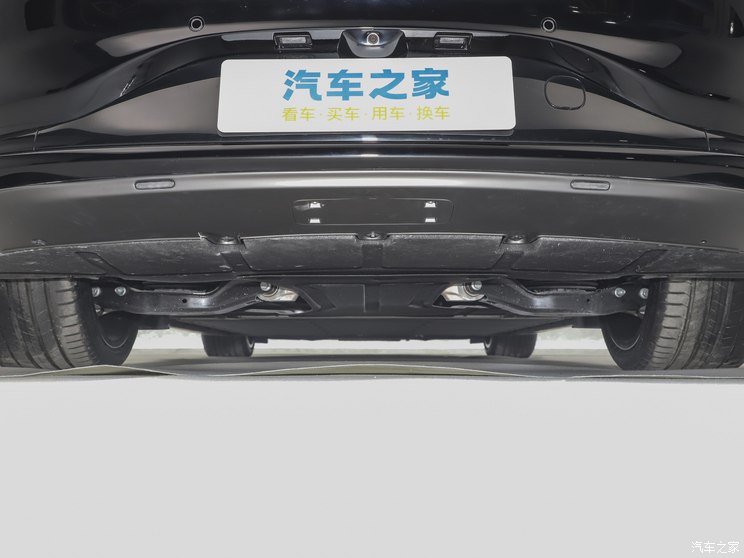 智己汽车 智己L6 2024款 双电机 智己汽车 智己L6 2024款 双电机