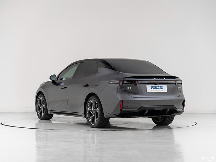 领克 领克07 2024款 EM-P 126长续航 Ultra 领克 领克07 2024款 EM-P 126长续航 Ultra