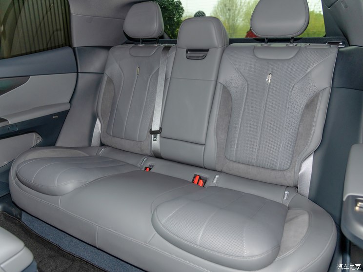 领克 领克07 2024款 EM-P 试装车 领克 领克07 2024款 EM-P 试装车