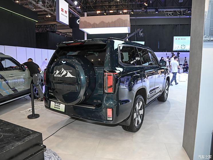北京越野 北京BJ60新能源 2024款 增程 北京越野 北京BJ60新能源 2024款 增程