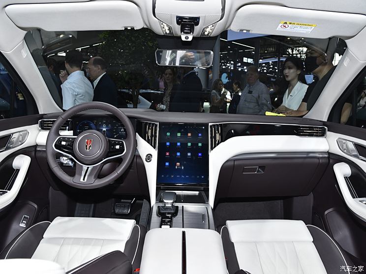 一汽红旗 红旗HS7 PHEV 2024款 基本型 6座 一汽红旗 红旗HS7 PHEV 2024款 基本型 6座