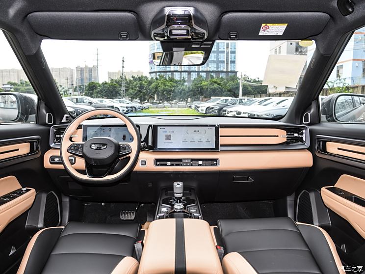 吉利汽车 吉利ICON 2024款 玲珑 1.5TD 金喜版 吉利汽车 吉利ICON 2024款 玲珑 1.5TD 金喜版