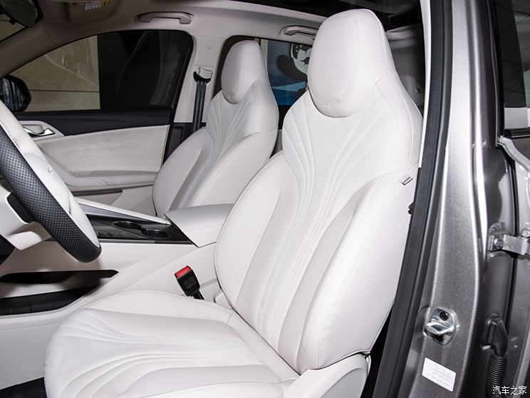 上汽集团 荣威D5X DMH 2024款 135科技版 上汽集团 荣威D5X DMH 2024款 135科技版