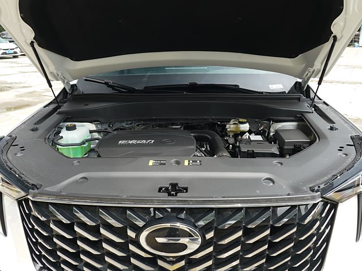 广汽乘用车 传祺GS8 2024款 领航系列 2.0TGDI 四驱豪华智联版 广汽乘用车 传祺GS8 2024款 领航系列 2.0TGDI 四驱豪华智联版