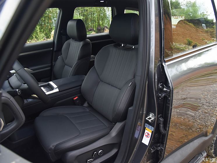 深蓝汽车 深蓝G318 2024款 高配版 深蓝汽车 深蓝G318 2024款 高配版