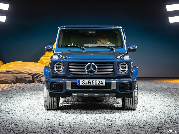 奔驰(进口) 奔驰G级 2025款 G 500 奔驰(进口) 奔驰G级 2025款 G 500