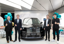 极氪009光辉第1500台正式交付，胡润百富董事长胡润成为尊贵车主-南方汽车网