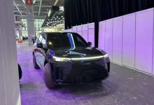 2025上海车展探馆:传祺向往S9抵达现场 5座/6座可选的中大型SUV-南方汽车网