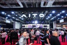 大定超5万台,车展被围观抢拍,“全能车王”问界M8为什么这么火?-南方汽车网