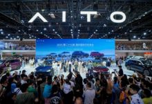 问界M8重庆车展闪耀登场，40万级销冠引爆新中产购车热-南方汽车网